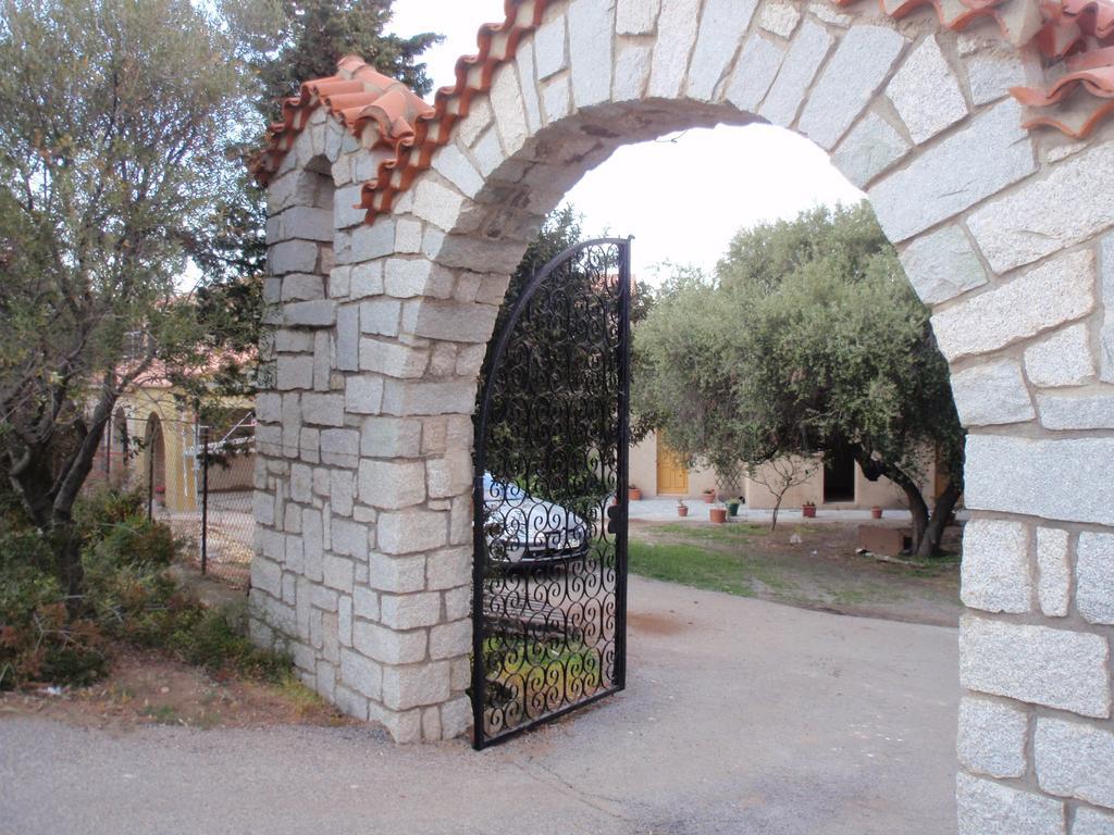 Hostellerie L'Empereur Algajola (Corsica) Exterior photo